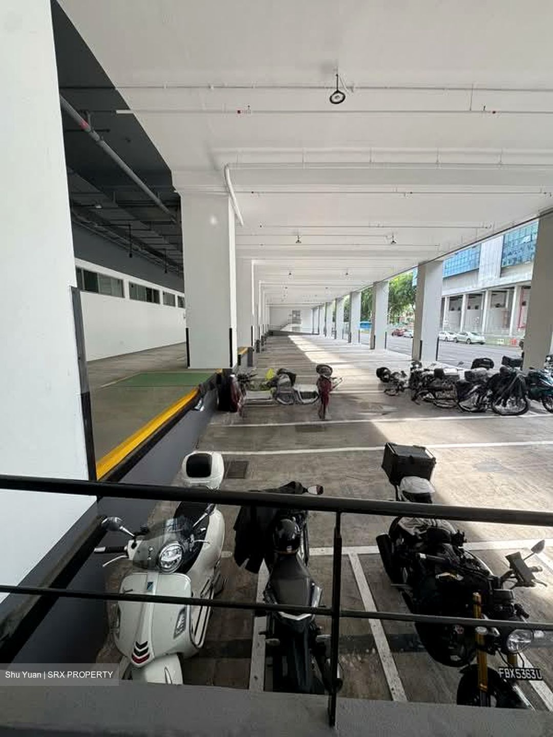 Ayer Rajah Crescent (D5), Factory #581726001